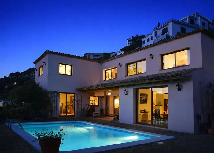 Julia Vista Espectacular 2 K M S De La Playa Comoda & Area Tranquila Amplitud Interior Y Plana Villa Sitges