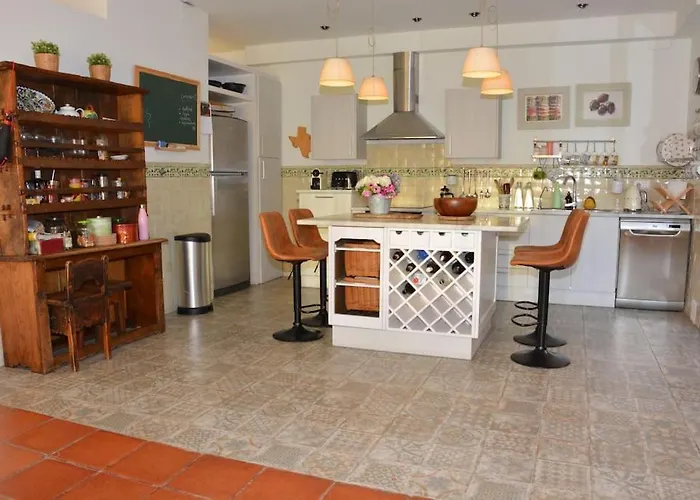 Julia Vista Espectacular 2 K M S De La Playa Comoda & Area Tranquila Amplitud Interior Y Plana Sitges